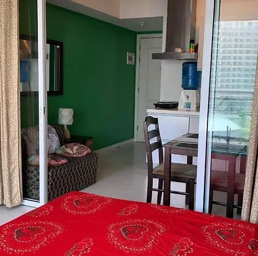 渡假村 Azure Urban Resorts Condominium *